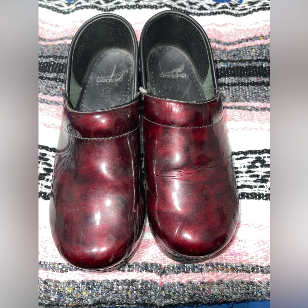 Dansko nursing shoes